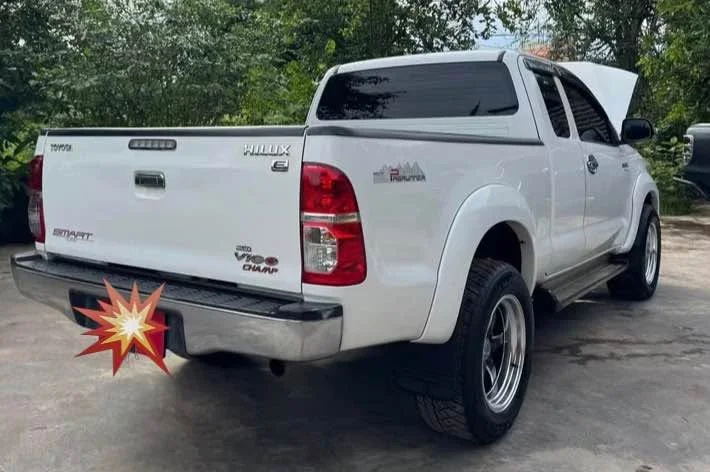 2012 Toyota Hilux VII 3