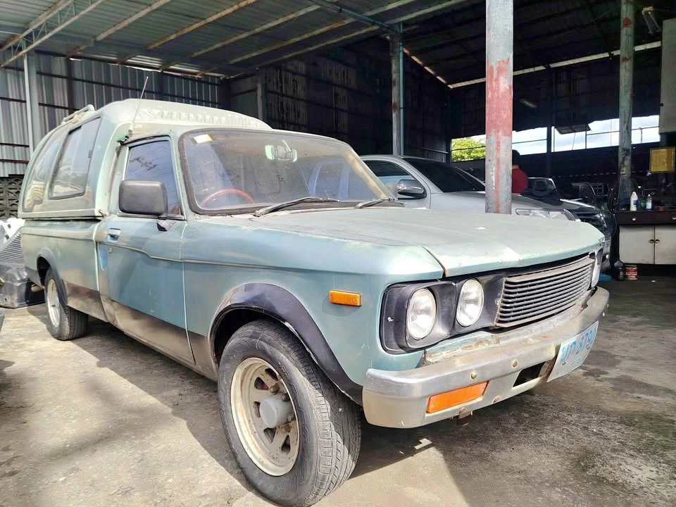 1971 Isuzu Faster Dragon Eyes I 2