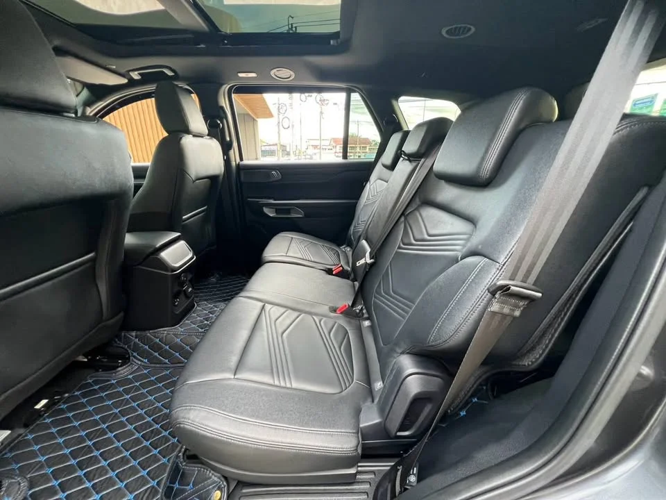 2022 Ford Everest III 3
