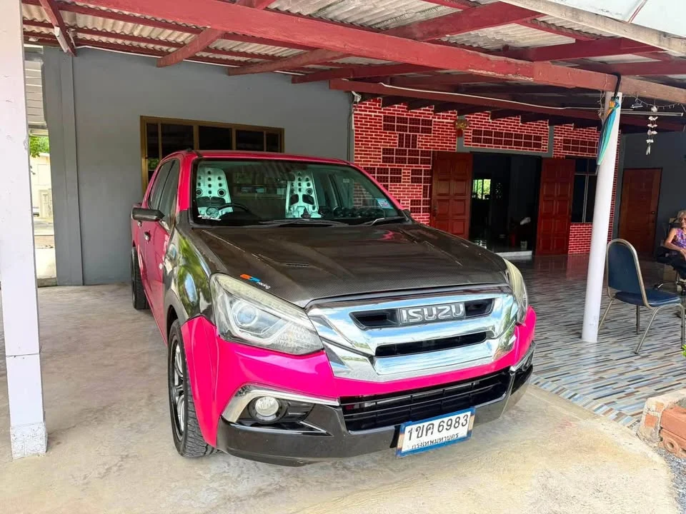 2013 Isuzu MU-X I 2