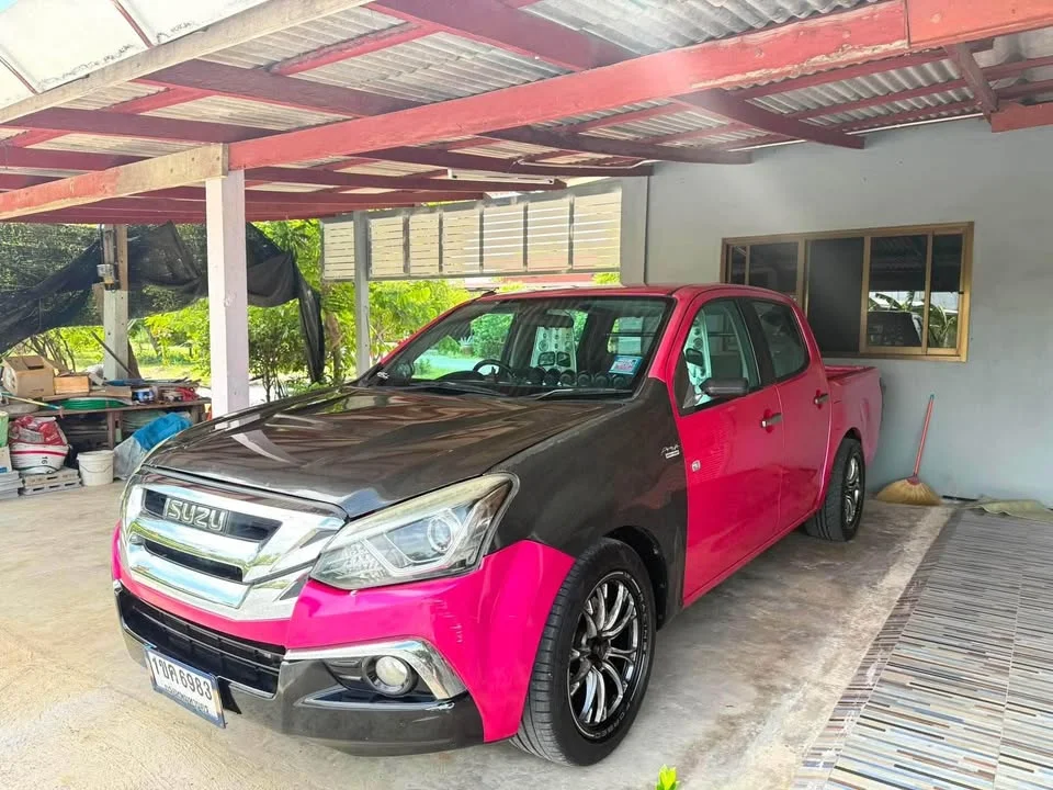 2013 Isuzu MU-X I 3