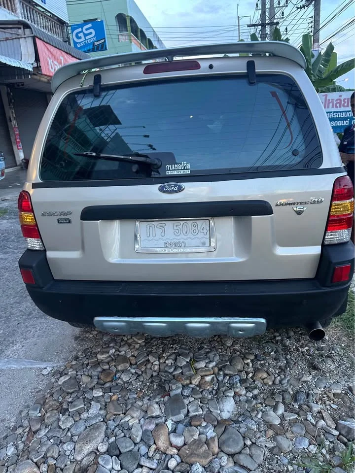 2004 Ford Escape I 3