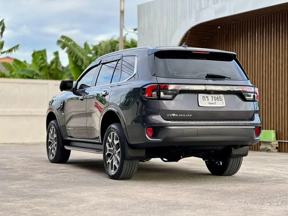 2022 Ford Everest III 3