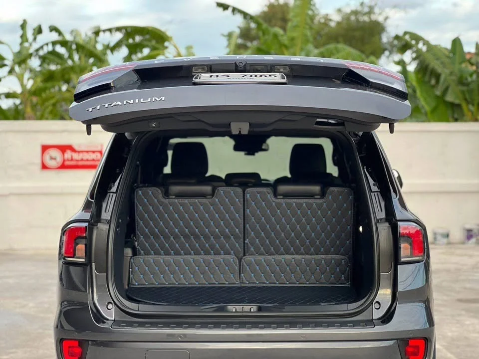 2022 Ford Everest III 2
