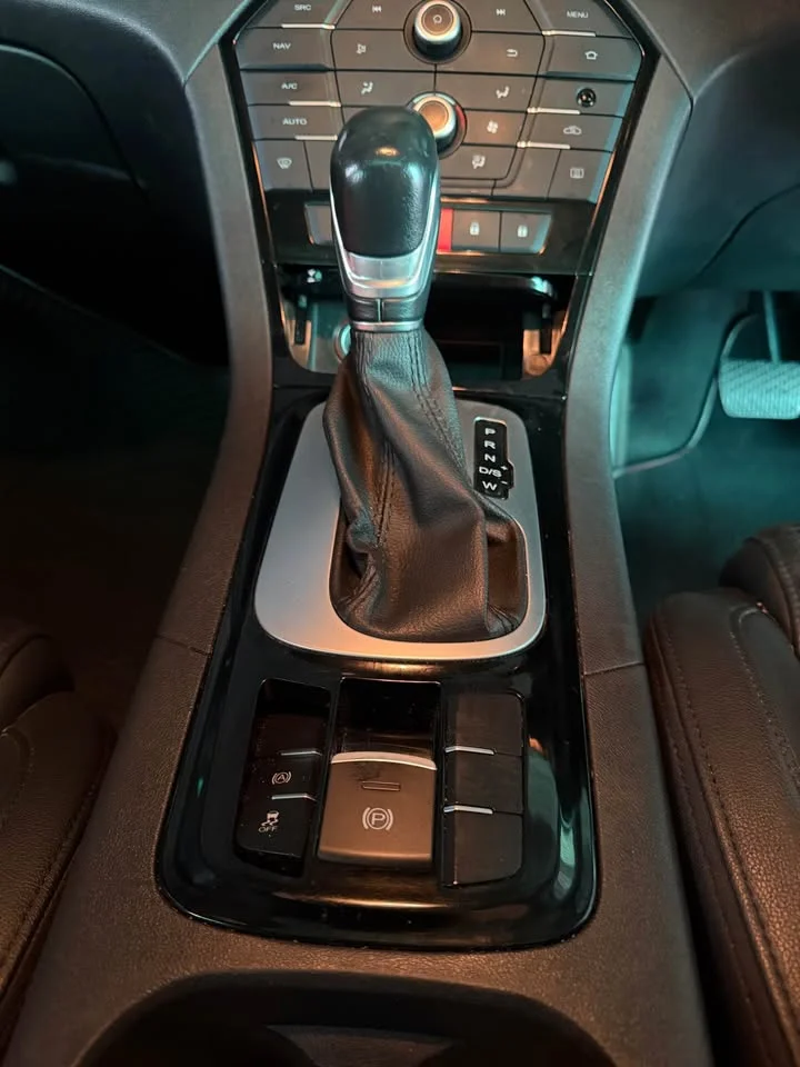 2017 MG GS 3