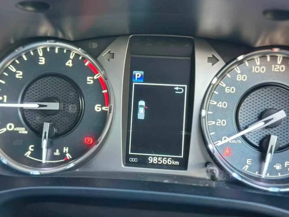2021 Toyota Hilux VIII 3