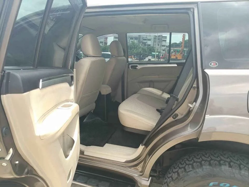 2012 Mitsubishi Pajero Sport II 3