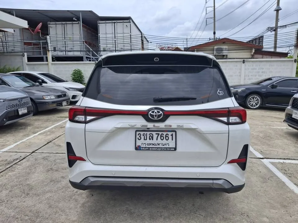 2022 Toyota Veloz III 3