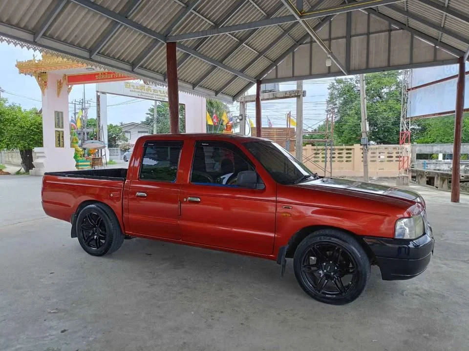 2004 Mazda 2500 Fighter V 3