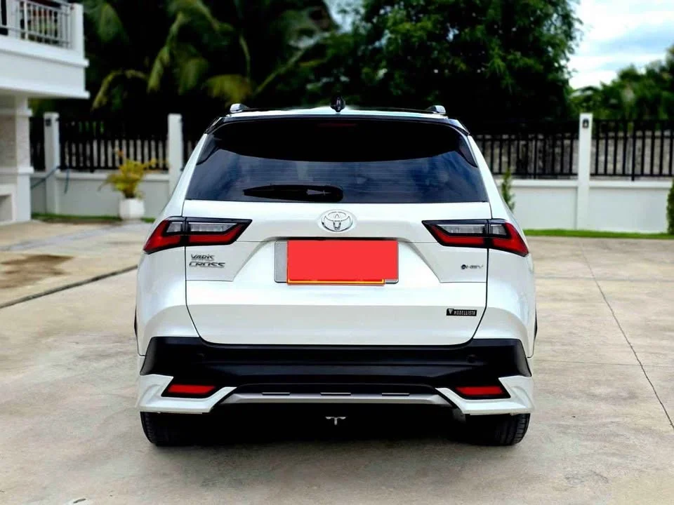 2024 Toyota Yaris Cross AC200 2