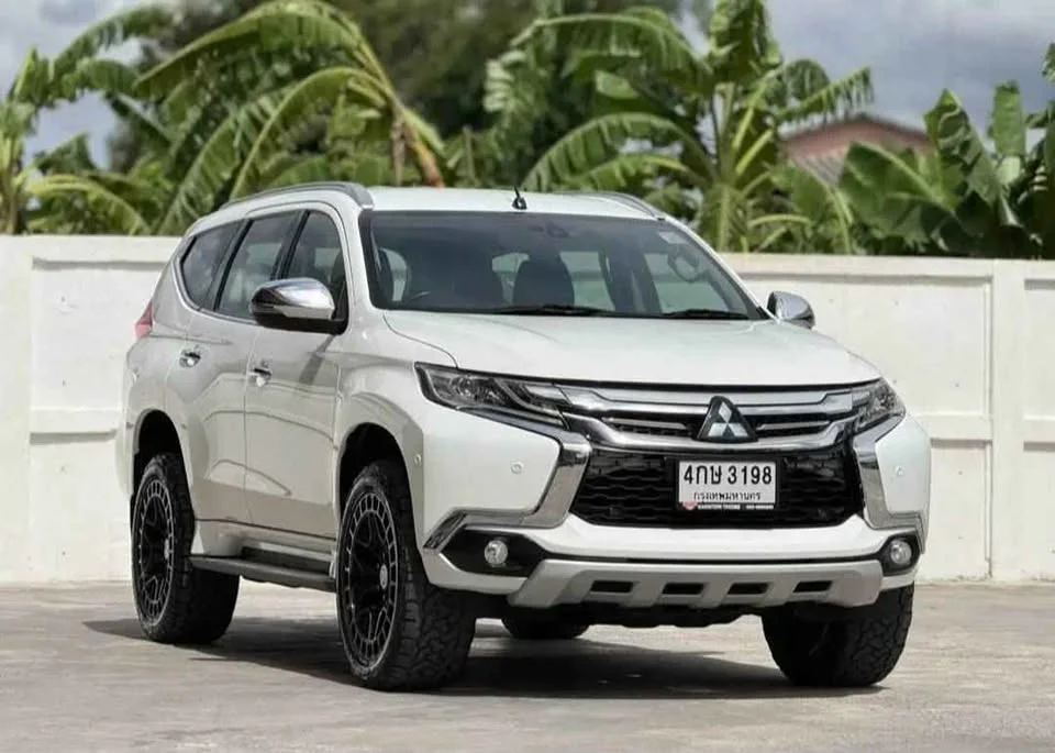 2016 Mitsubishi Pajero Sport III 2