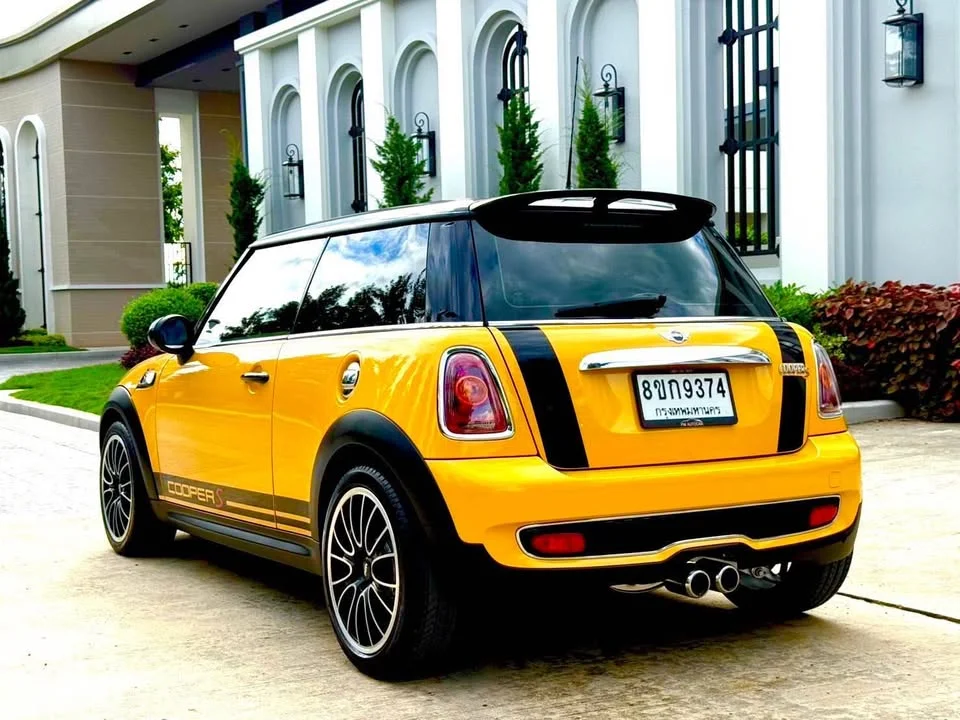 2008 Mini Hatch  III 2