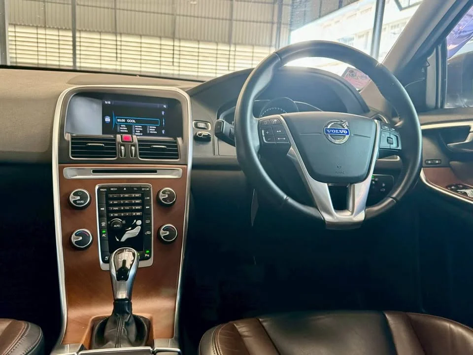 2015 Volvo XC60 I 2
