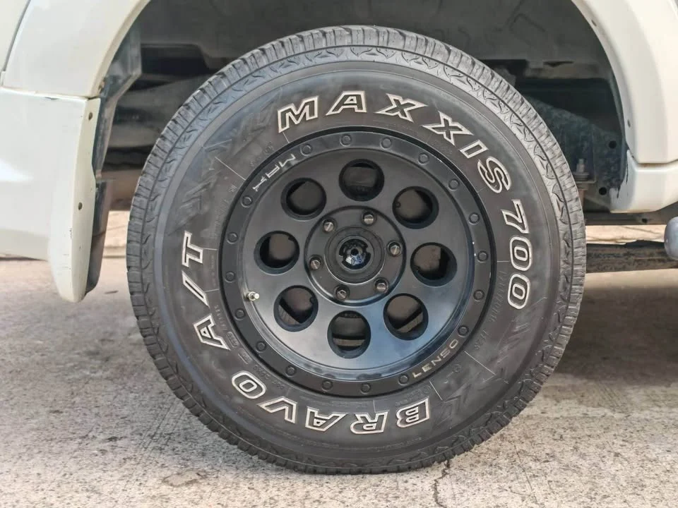 2010 Mitsubishi Pajero Sport II 2