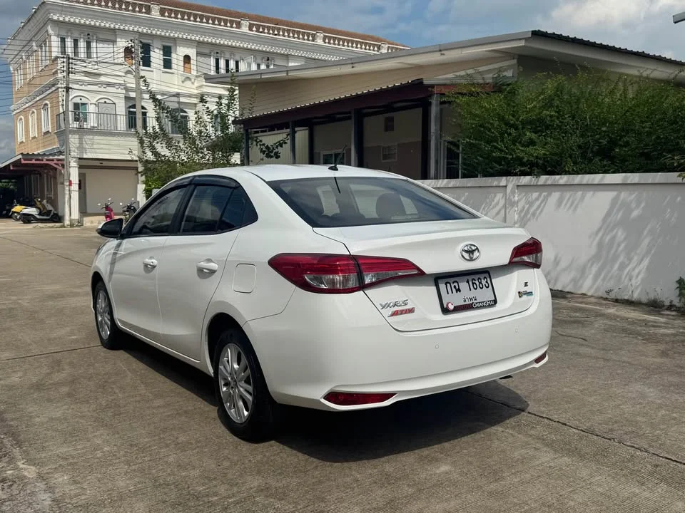 2018 Toyota Yaris ATIV III 3