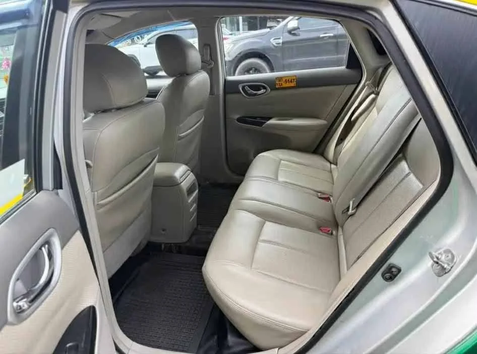 2012 Nissan Sylphy III (B17) 2