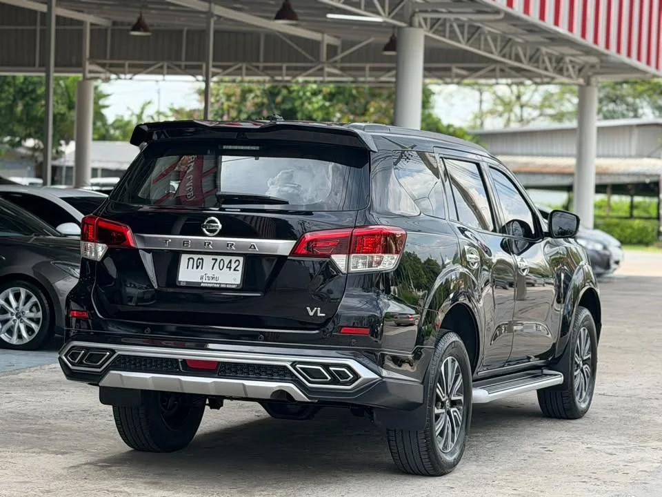 2020 Nissan Terra 3
