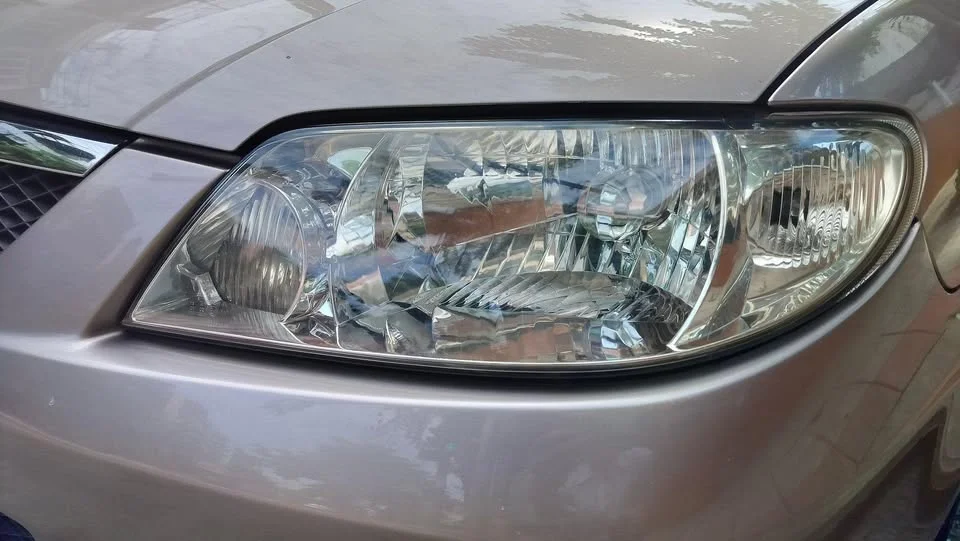 2003 Mazda 323 VIII 3