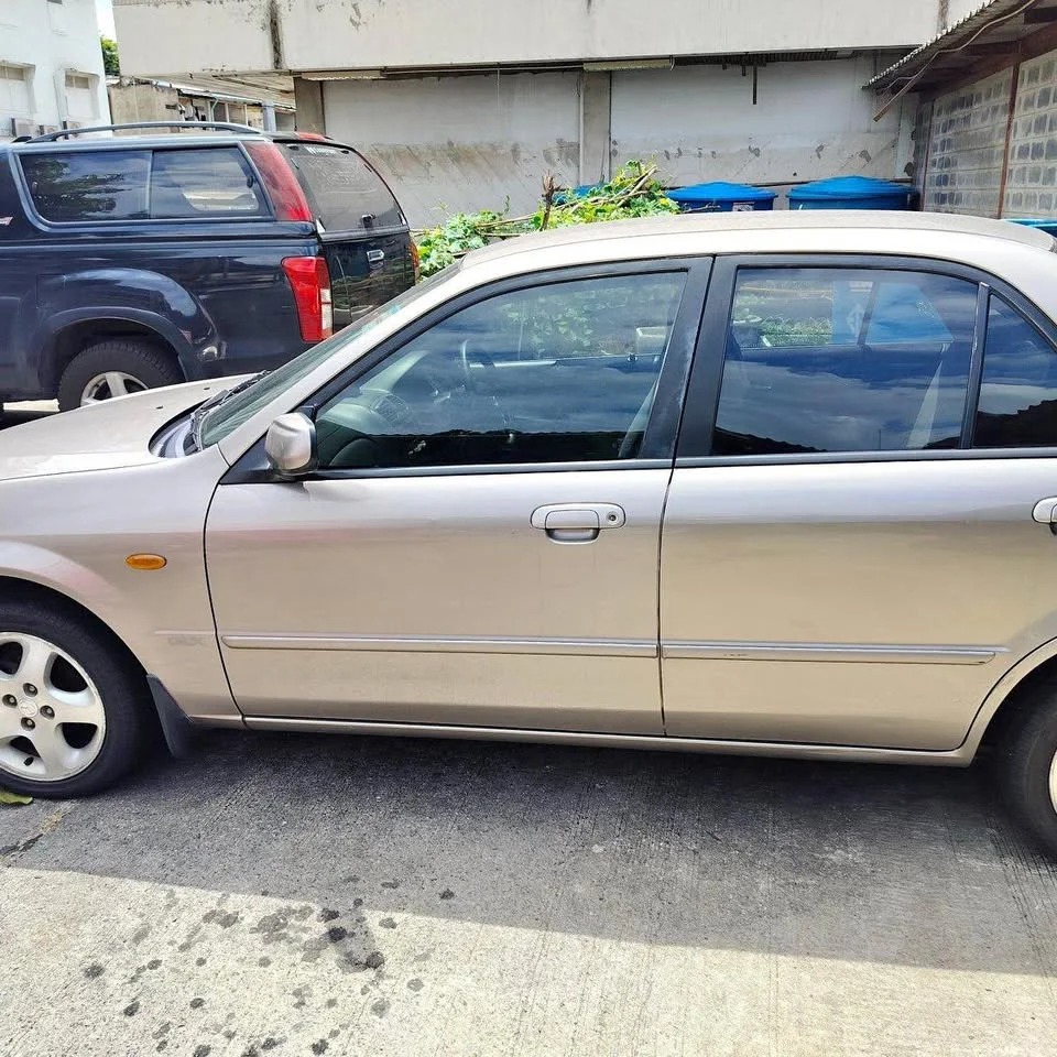 2003 Mazda 323 VIII 2
