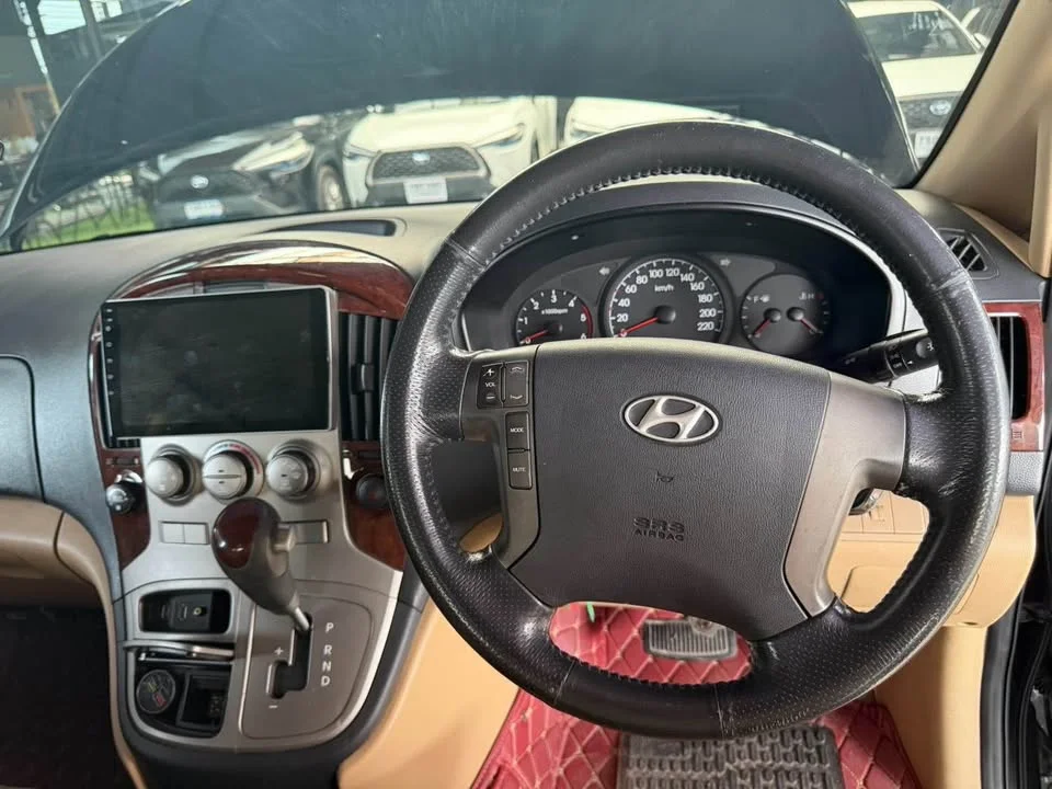 2011 Hyundai H-1 II 2
