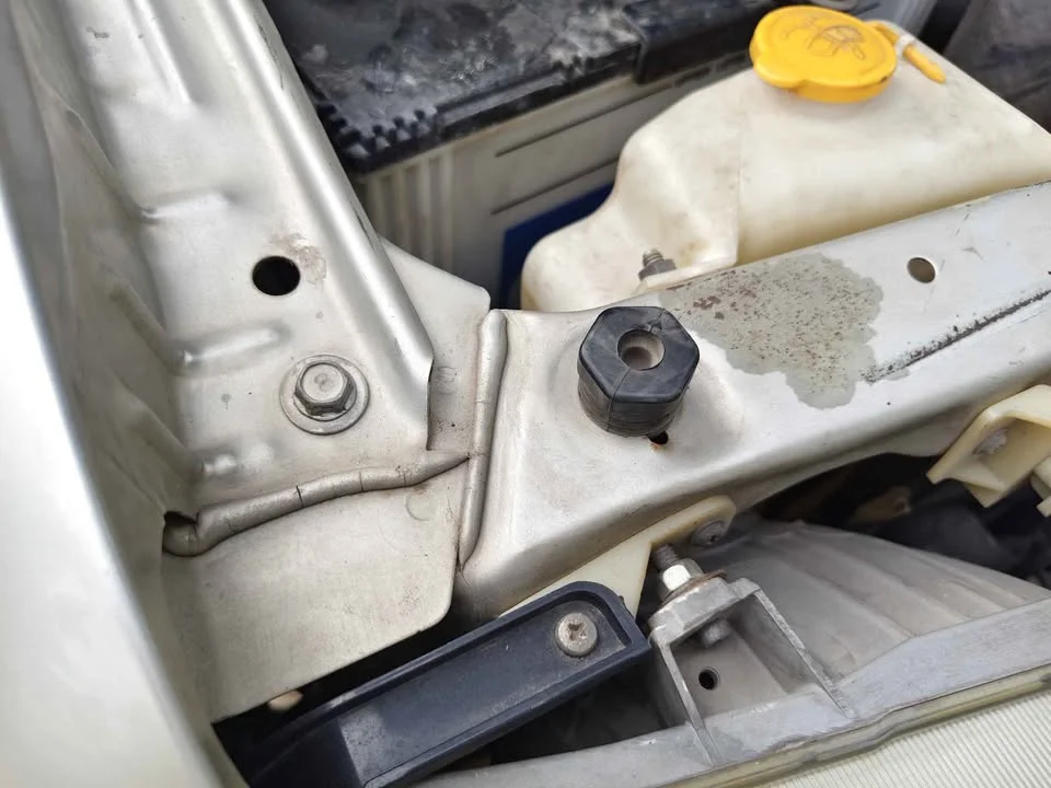 2005 Ford Everest I 3