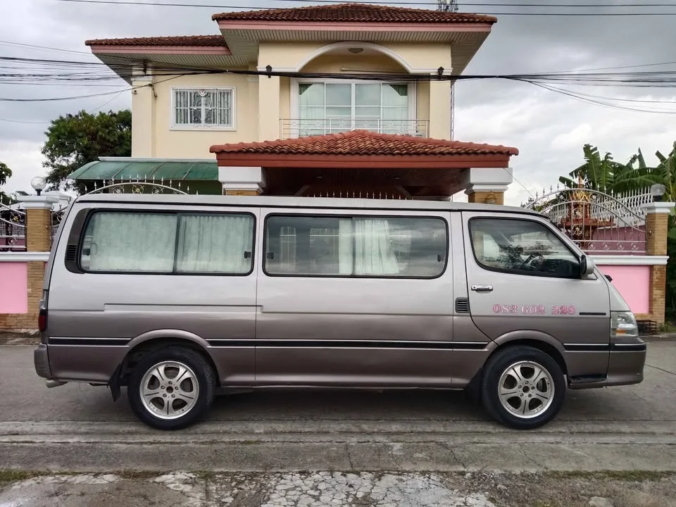 2000 Toyota Commuter IV (H100) 3