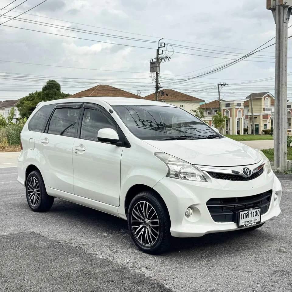 2013 Toyota Avanza II 2