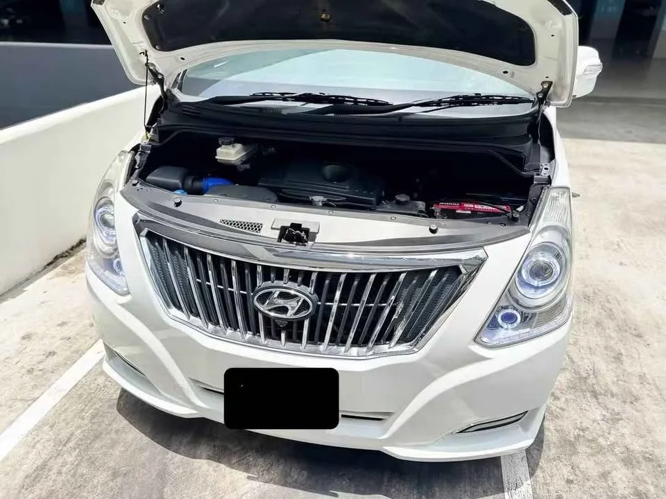 2011 Hyundai H-1 II 3