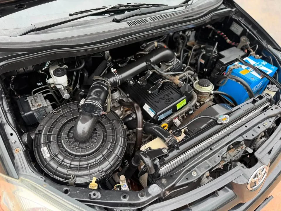 2006 Toyota Innova I 3