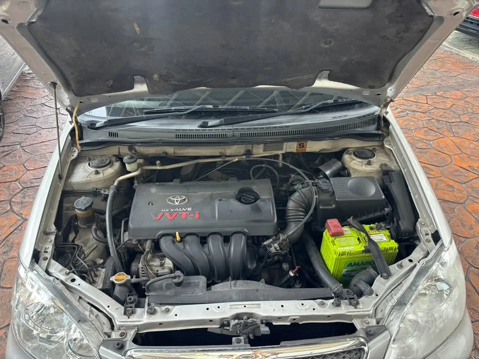 2004 Toyota Corolla Altis IX (E120) 2