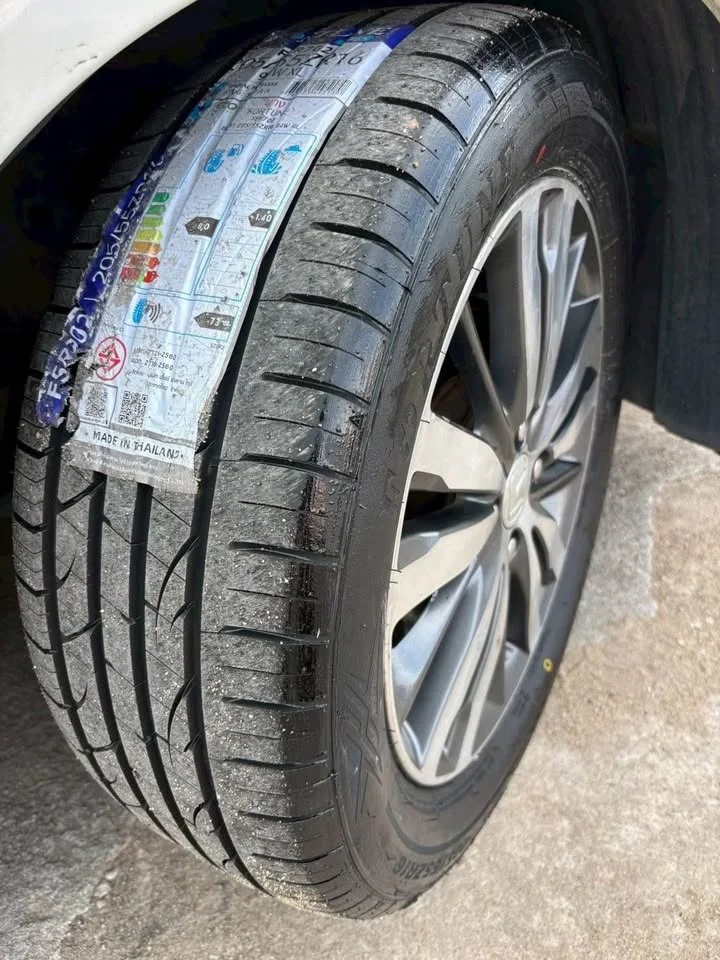 2015 Honda Mobilio II 3