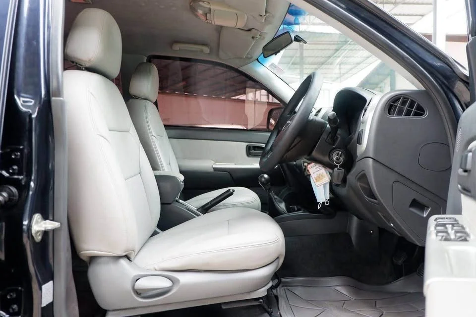2008 Isuzu  TR Adventure Master II 3