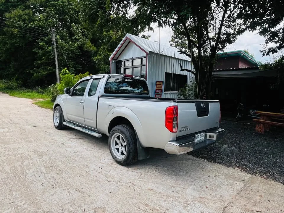2007 Nissan Navara II 2