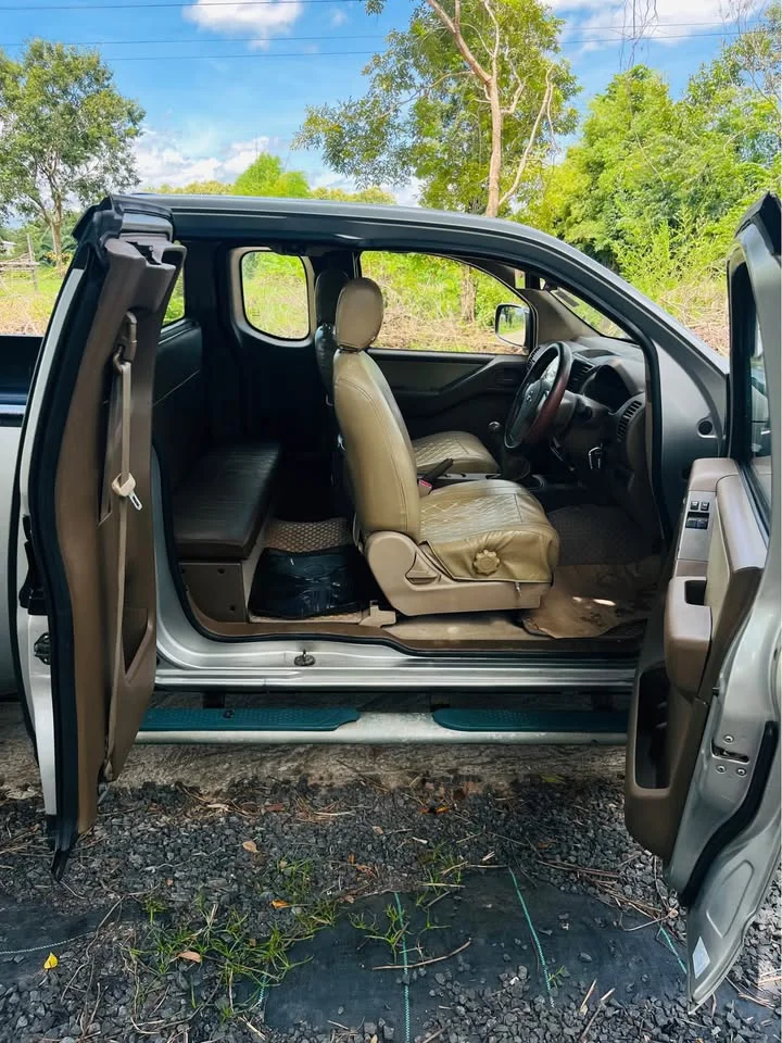 2007 Nissan Navara II 3