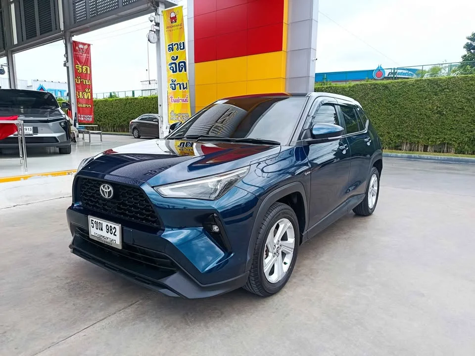 2023 Toyota Yaris Cross AC200 2