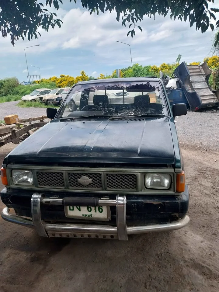 Nissan Big M D21 3
