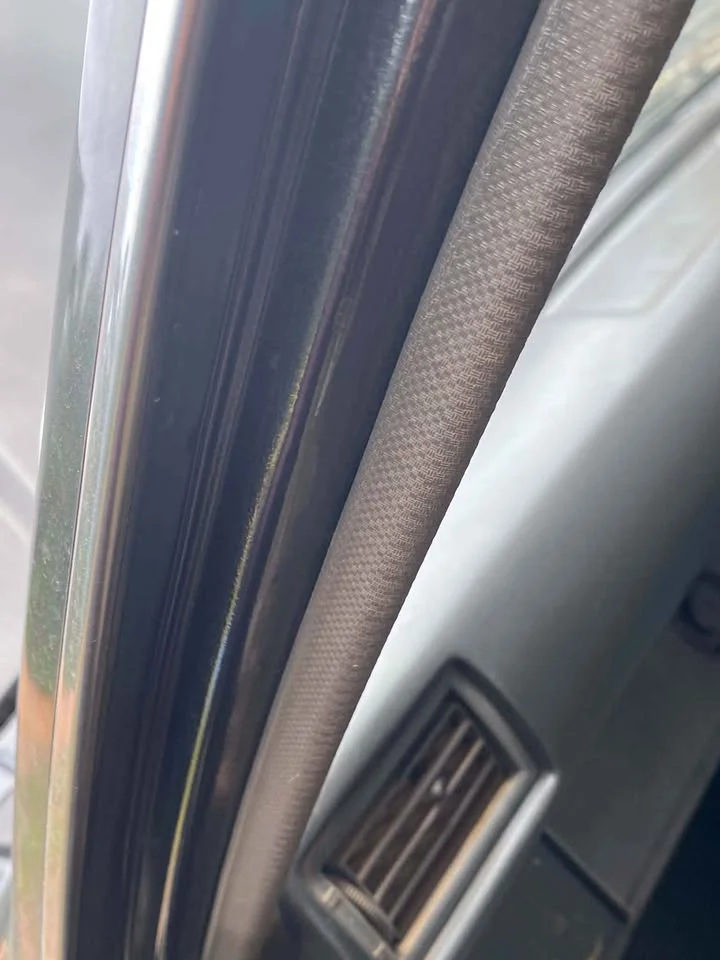 1989 Mitsubishi Triton II 2
