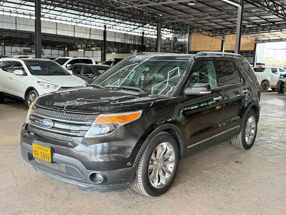 2015 Ford Explorer V 2