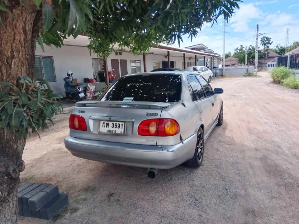 2000 Toyota Corolla Altis VIII (E110) 2