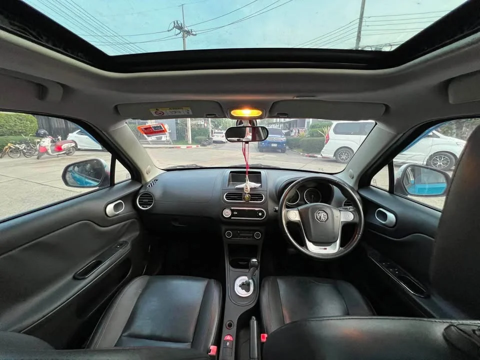 2015 MG 3 II 2