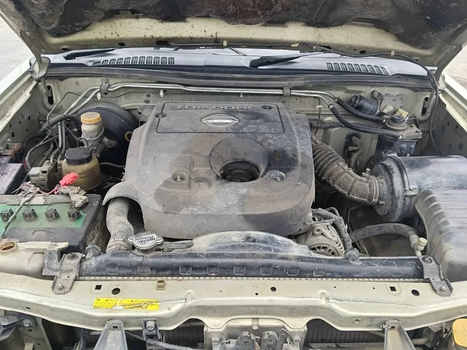 2003 Nissan Frontier I 3