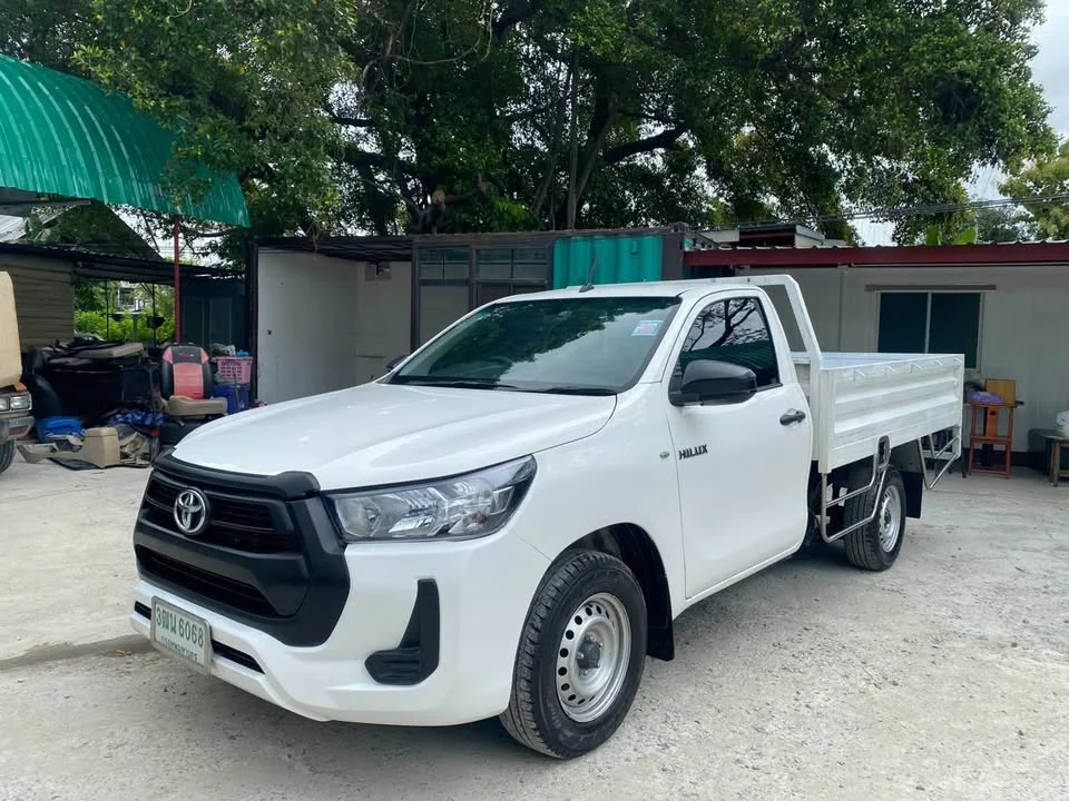 2022 Toyota Hilux VIII 3