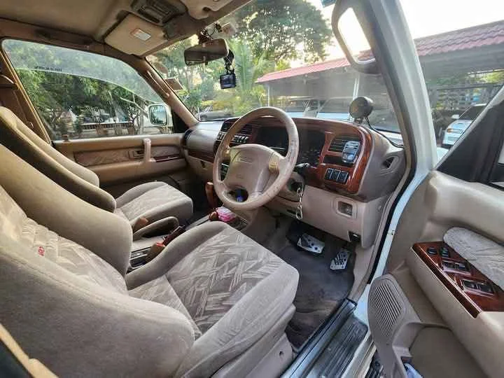2002 Isuzu Trooper II 2