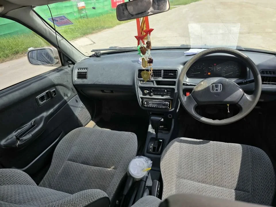 2005 Honda City III 2
