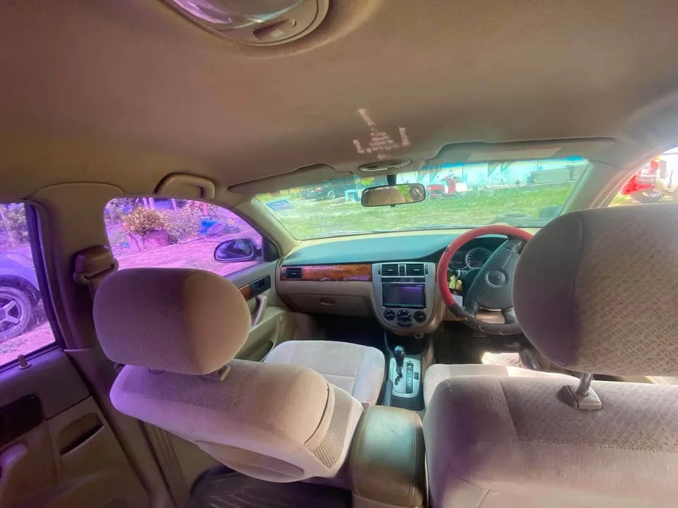 2004 Chevrolet Optra 3