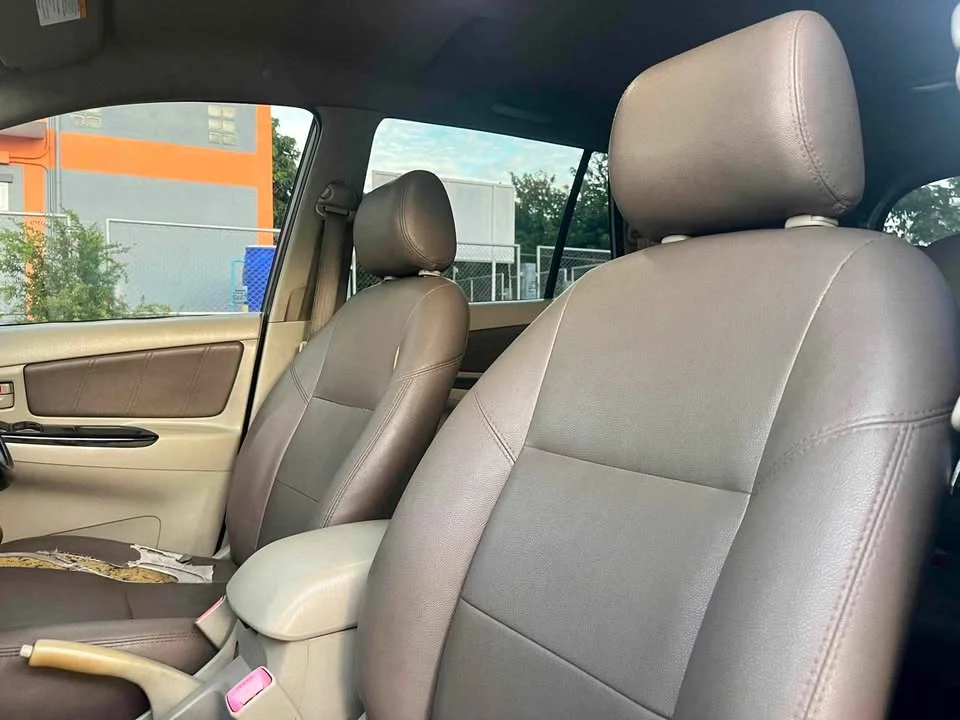 2014 Toyota Innova I 2