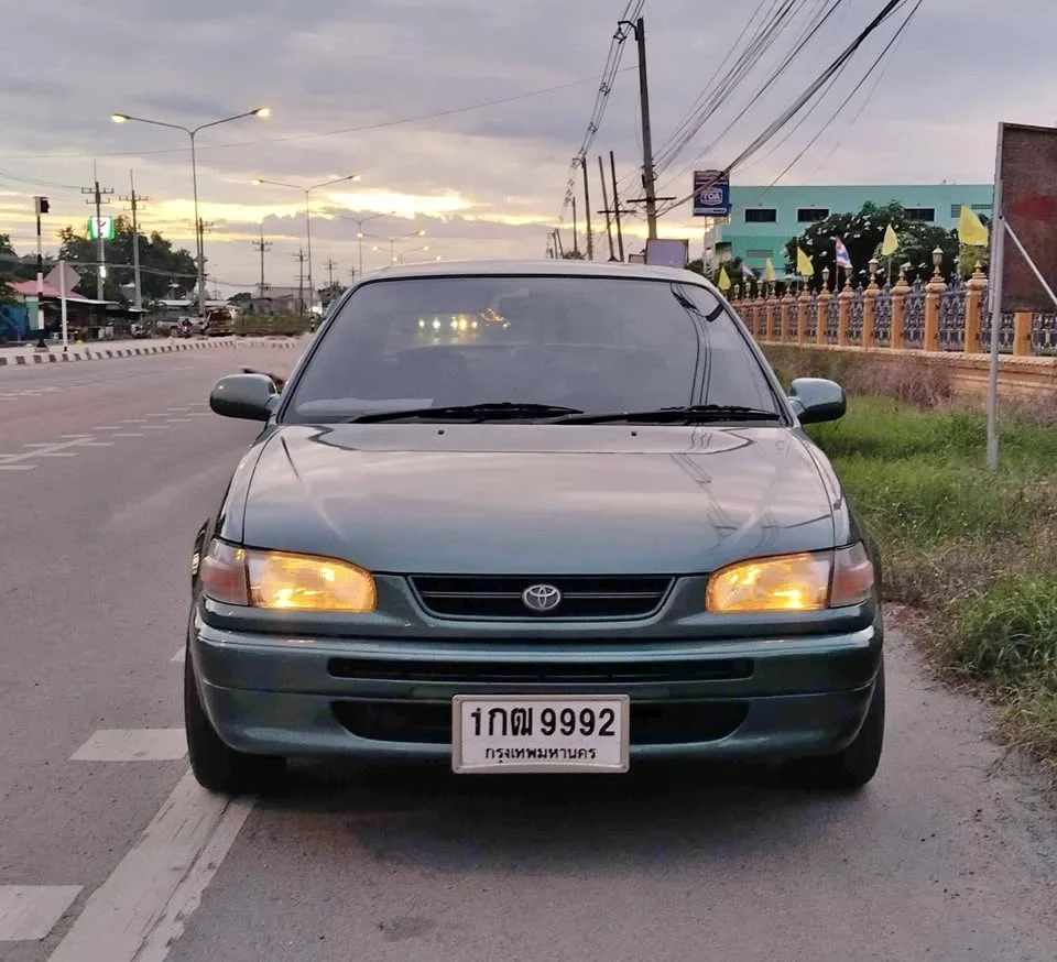 1997 Toyota Corolla Altis VIII (E110) 3