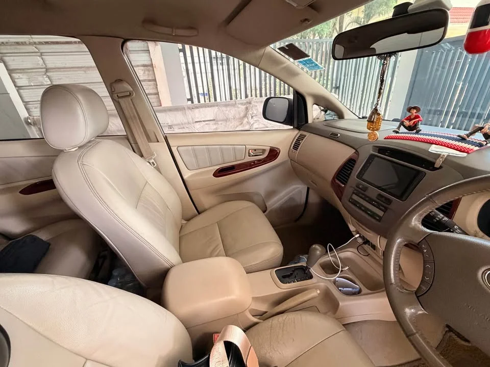 2007 Toyota Innova I 3