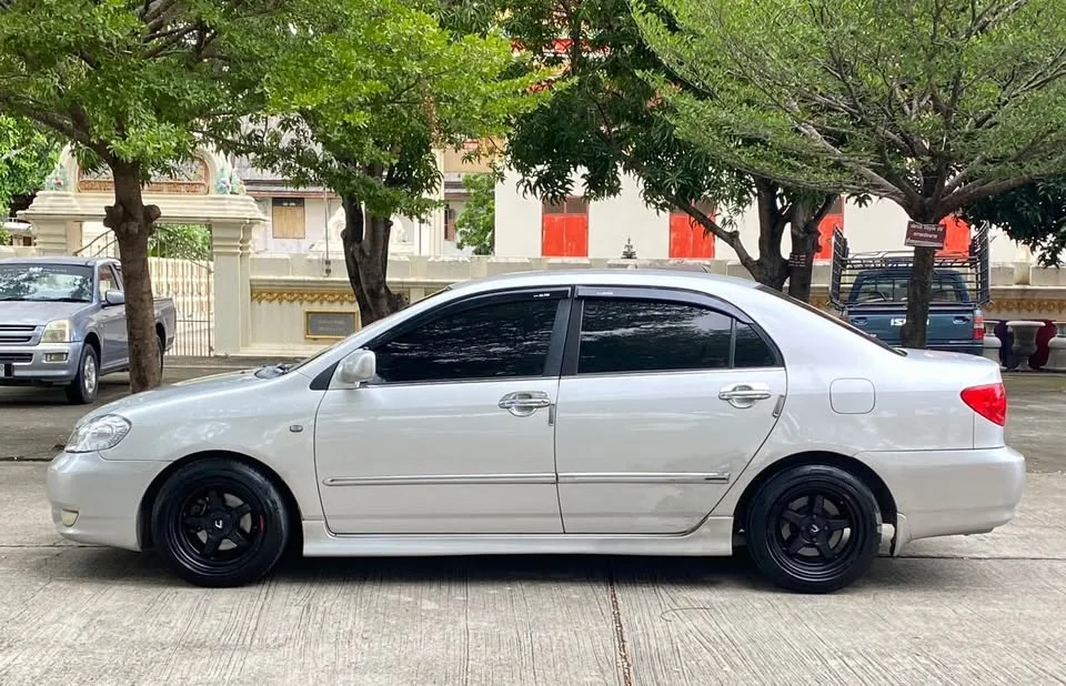 2001 Toyota Corolla Altis IX (E120) 3