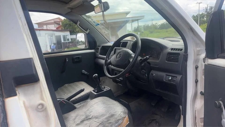 2012 Suzuki Carry I 3